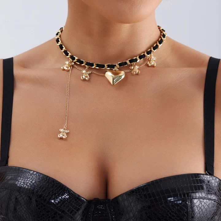 Velvet Bear Pendant Necklace – Fashion Heart Tassel Clavicle Chain for Women