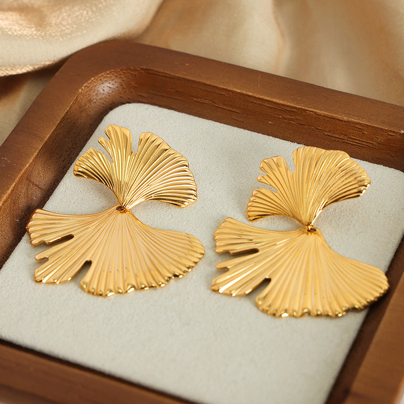 Retro Ginkgo Leaf Earrings for Women – Gold-Plated Titanium Steel, Plant-Inspired Jewelry
