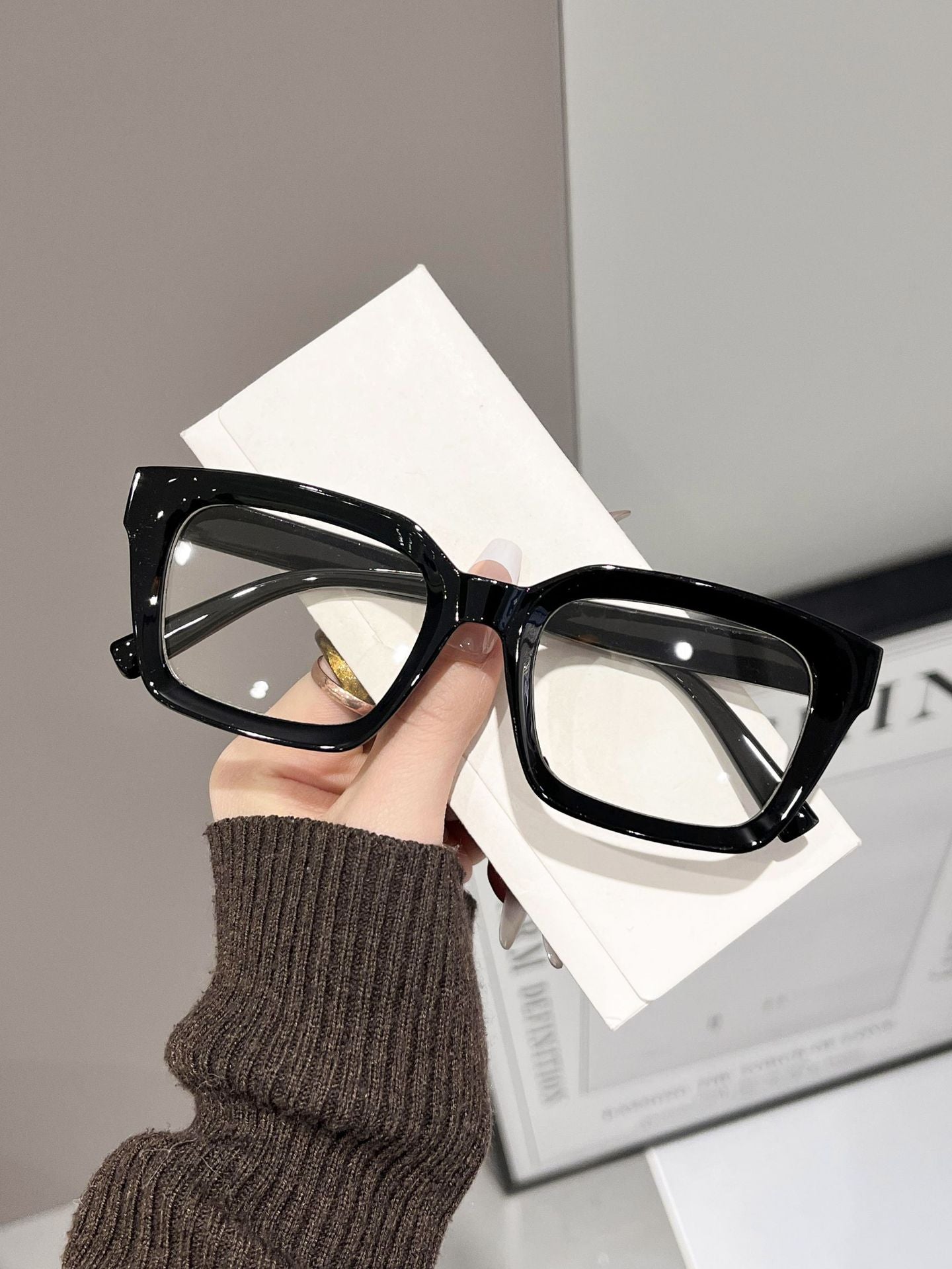 Trendy Dopamine Anti-Blue Light Glasses for Women & Men | Fashion Eyewear Frame
