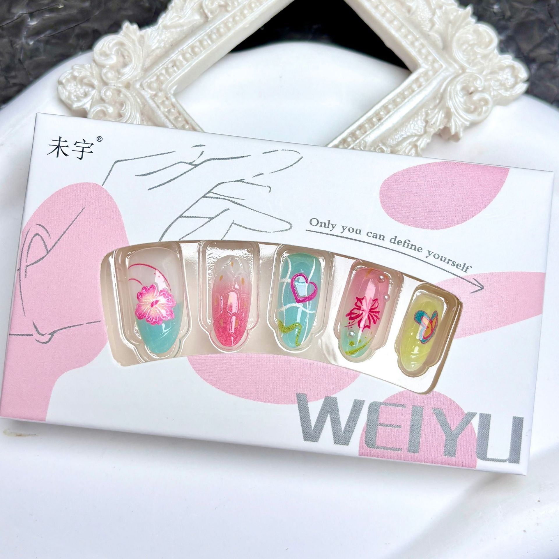 Tropical Flower Stiletto Press-On Nails – Fun Glue-on Acrylic Nails