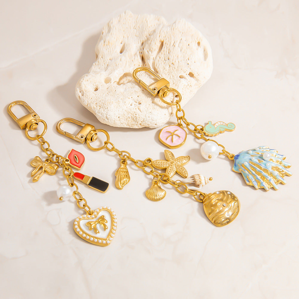 Ocean-Inspired Shell Keychain – Gold Stainless Steel Pendant with Pearl Accent