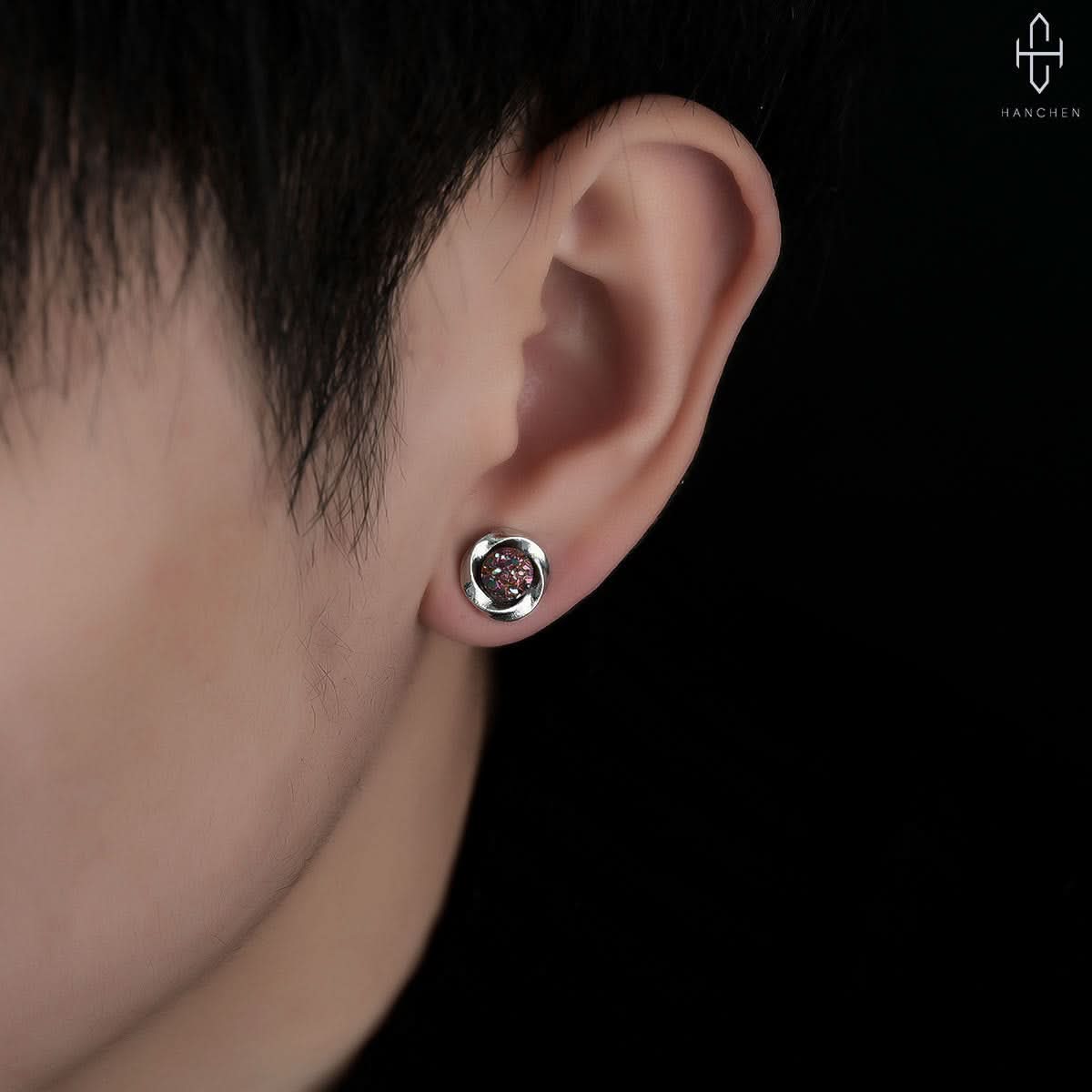 Magnetic Mobius Ear Clips – Unisex Fashion Earrings
