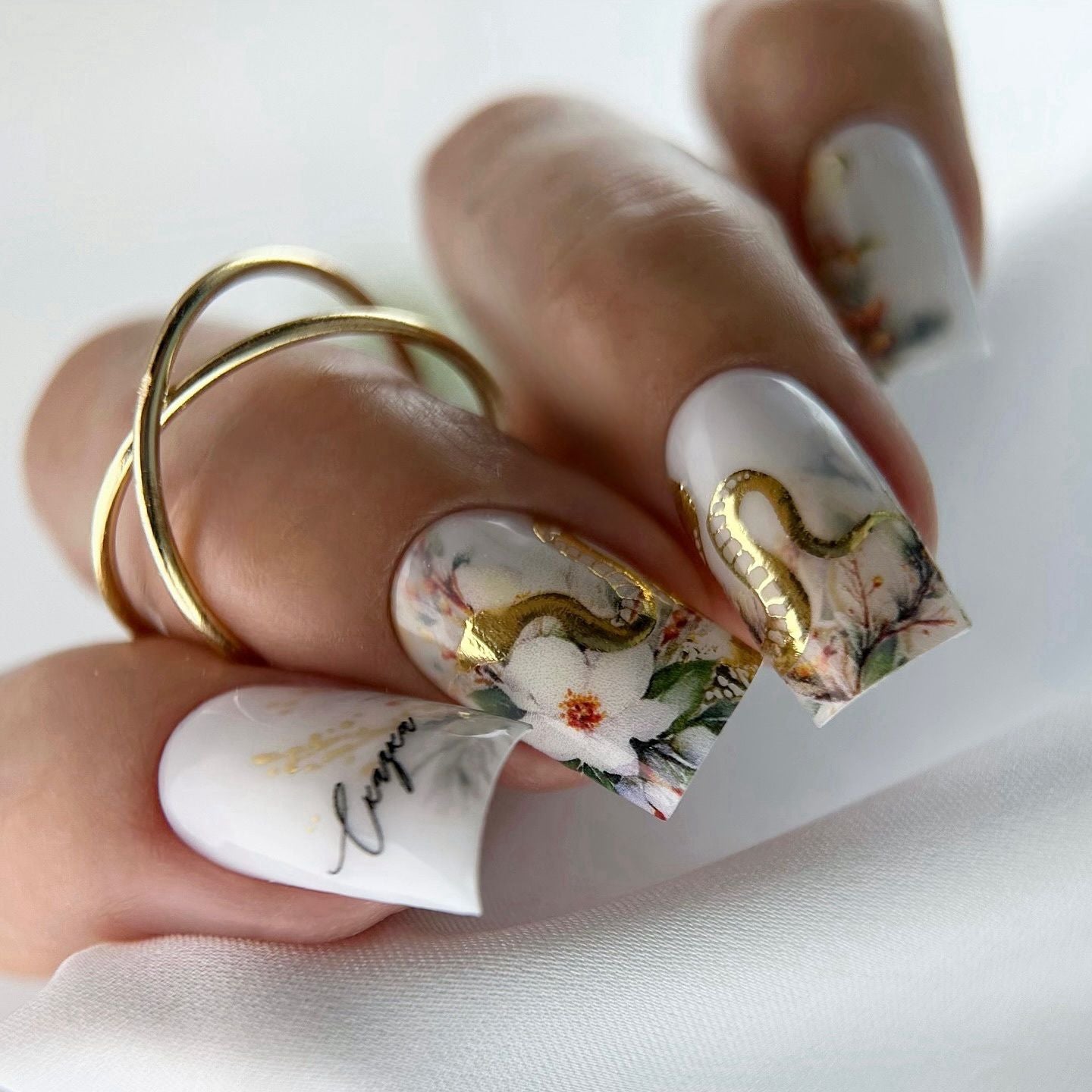Luxury Square Press-On Nails – White & Gold with Floral Artistic Design Nails