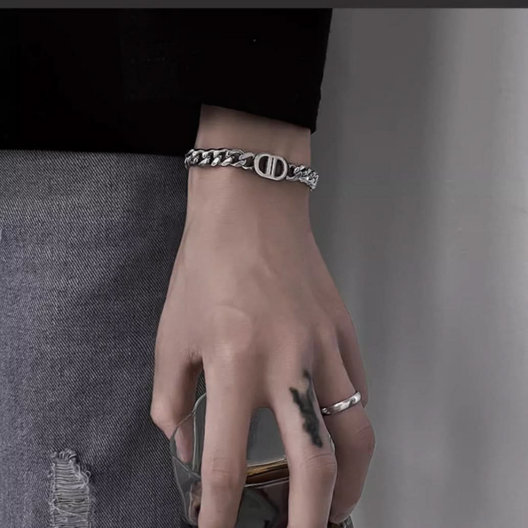 Unisex Titanium Steel Double D Hip-Hop Chain Bracelet – Silver