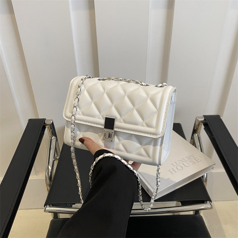 Trendy Chain Shoulder Bag – Women’s PU Small Square Crossbody for Daily Wear