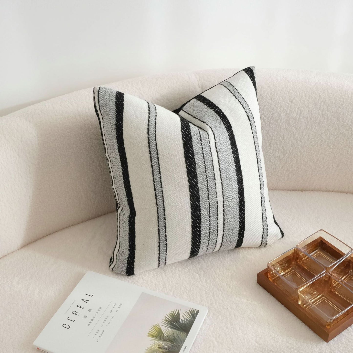 Light Luxury Knitted Striped Pillow - Simple Retro Cushion Cover