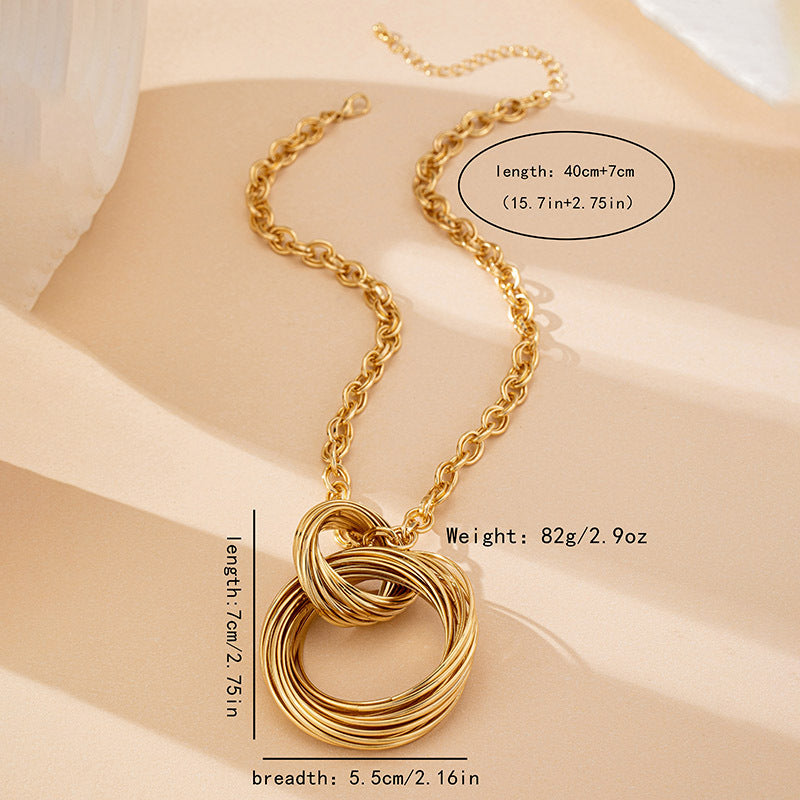 Gold Geometric Circle Pendant Necklace – Elegant Light Luxury Jewelry for Women