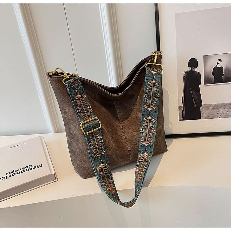 Women's Stylish Shoulder Bag with Zipper Closure Tote Bag for Work & Travel