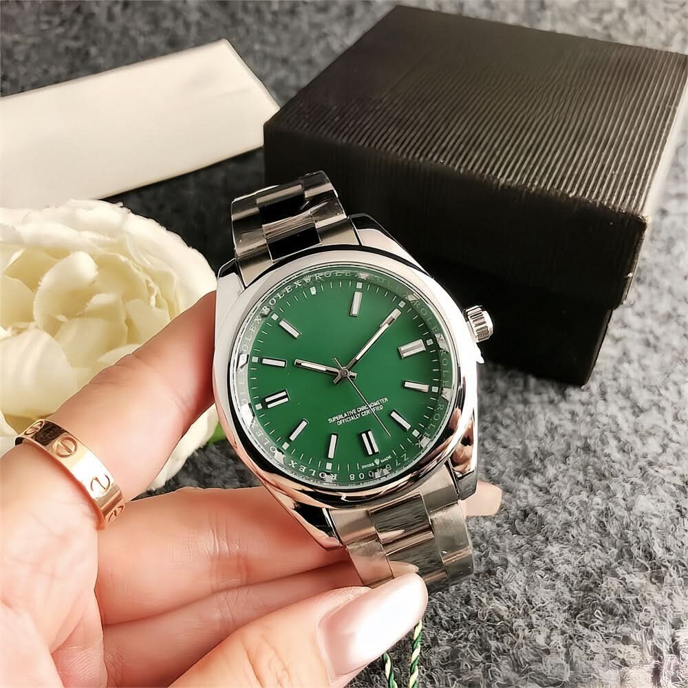 Unisex Quartz Watch with Large Dial & Calendar – Waterproof Fashion Timepiece