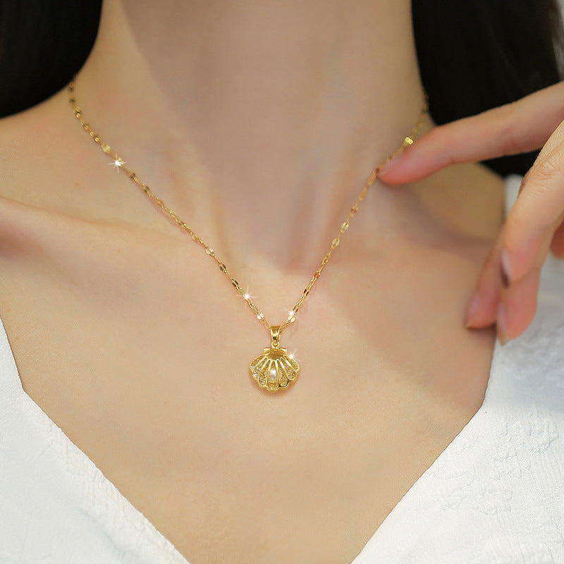 Luxury Zircon Shell Pearl Necklace – Titanium Steel Pendant with Micro-Inlaid Pearl