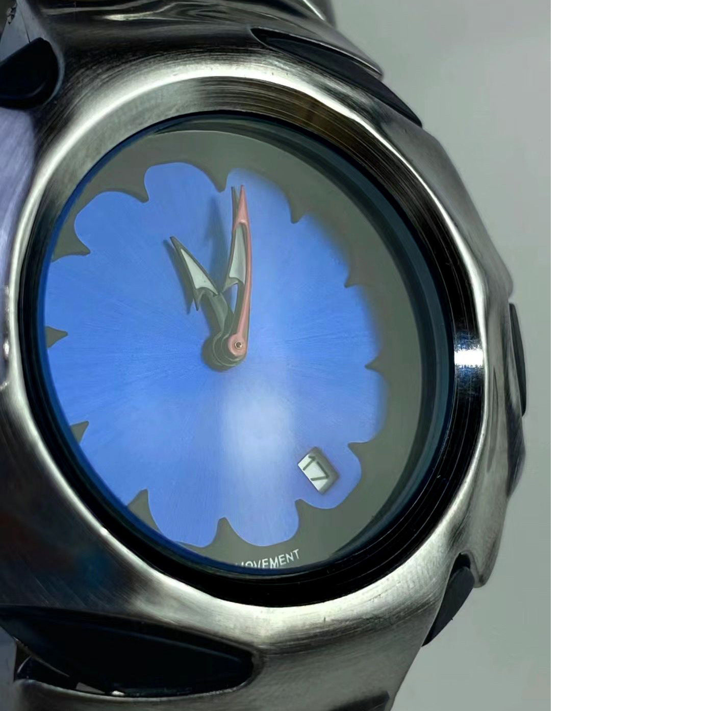 Blade Design Waterproof Men’s Quartz Watch – 50M Black Alloy Strap Timepiece