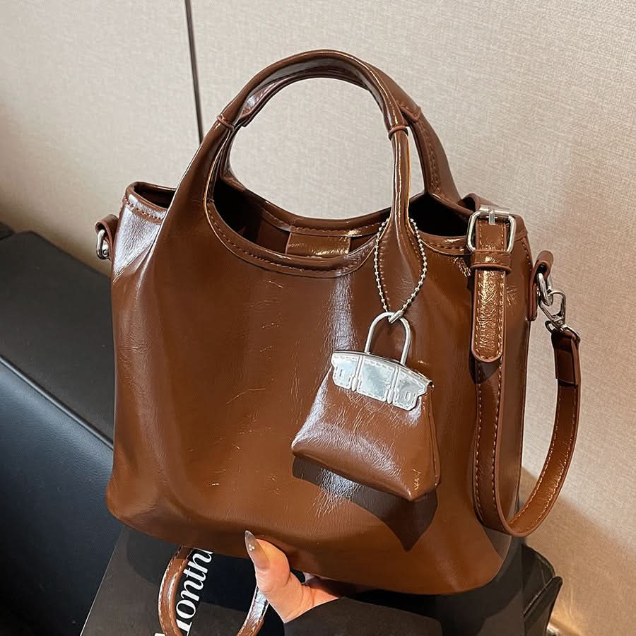 Women's Elegant Leather Bucket Bag – Shoulder Tote with Matching Keychain