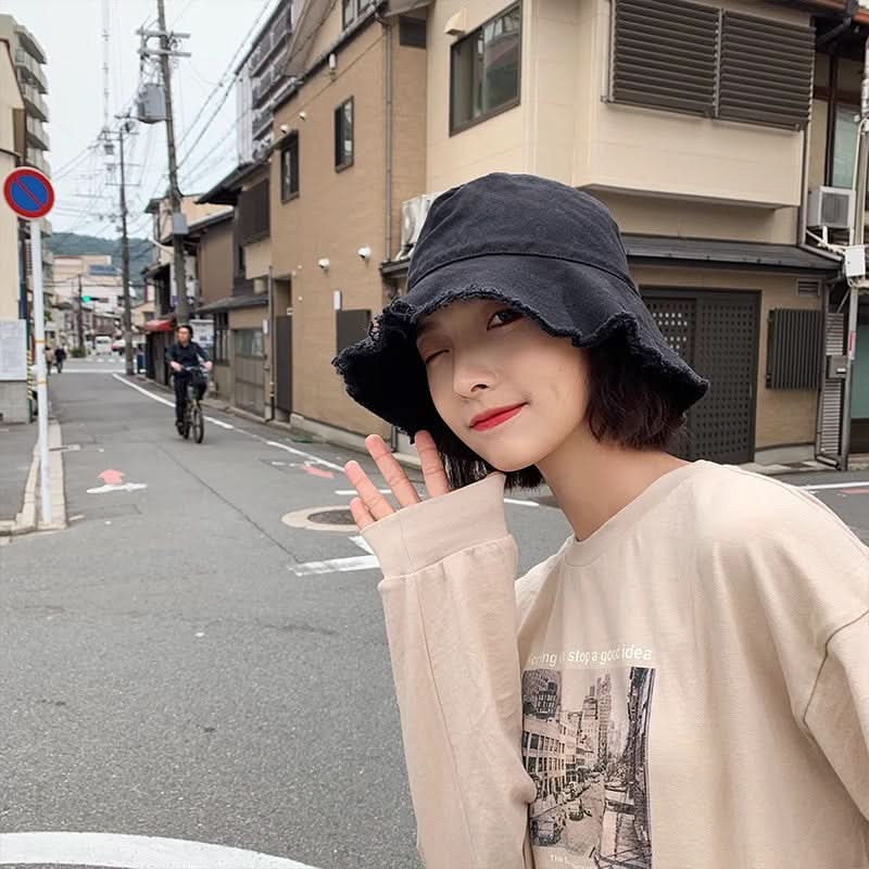 Women's Washed Cotton Bucket Hat – With Fur Edge and Hanging Rope