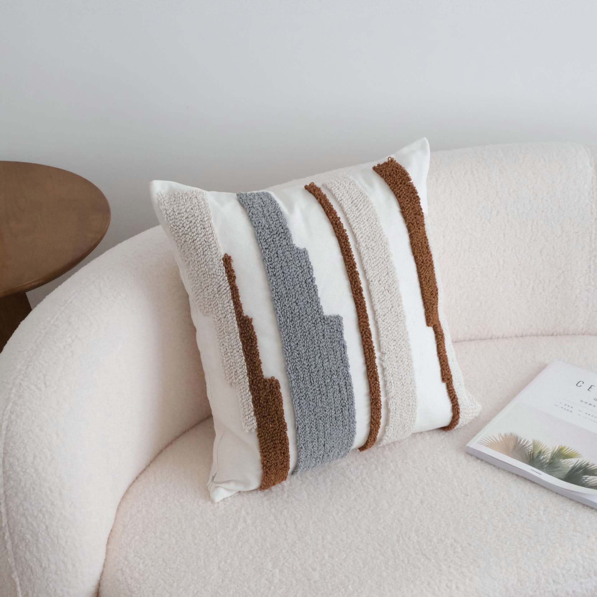 Wabi-Sabi Style Contrasting Color Loop Velvet Pillow