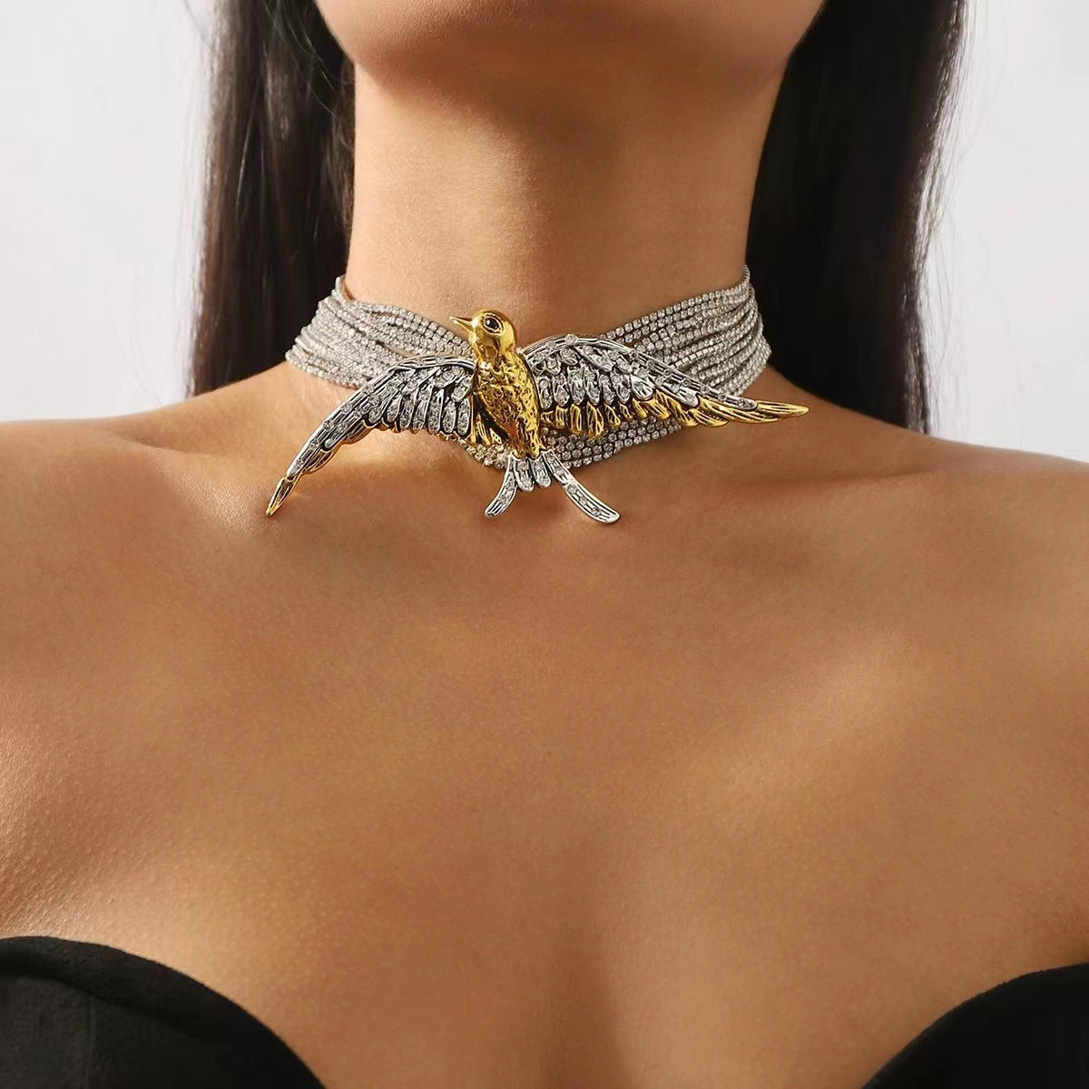 Luxury Crystal Bird Pendant Necklace – Multi-Layer Rhinestone Clavicle Chain for Women