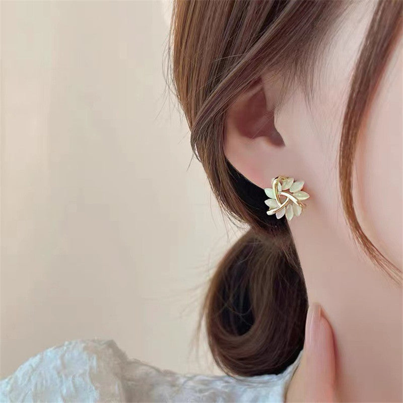 Elegant Petal Leaf Earrings for Women – Korean Style Fashion Jewelry