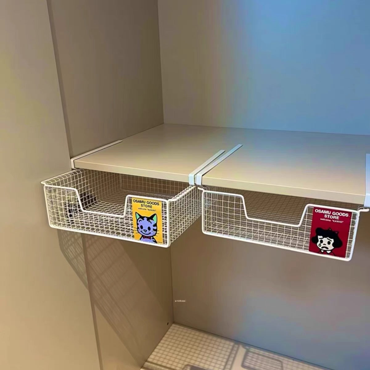 Pull-Out Hanging Storage Shelf – Carbon Steel Organizer for Kitchen, Bathroom & Closet
