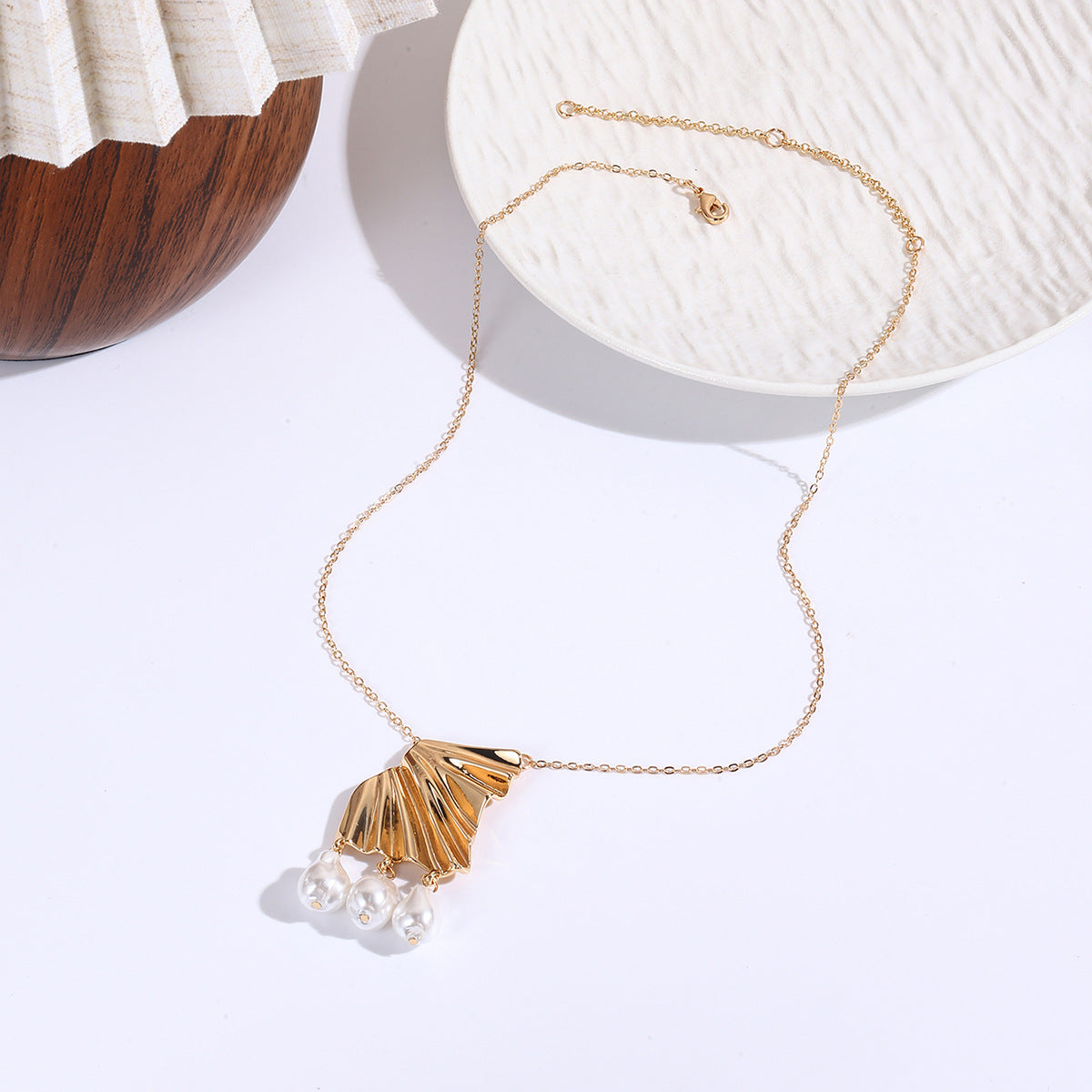 Irregular Heart Pendant Necklace – Gold Textured Metal Chain for Women
