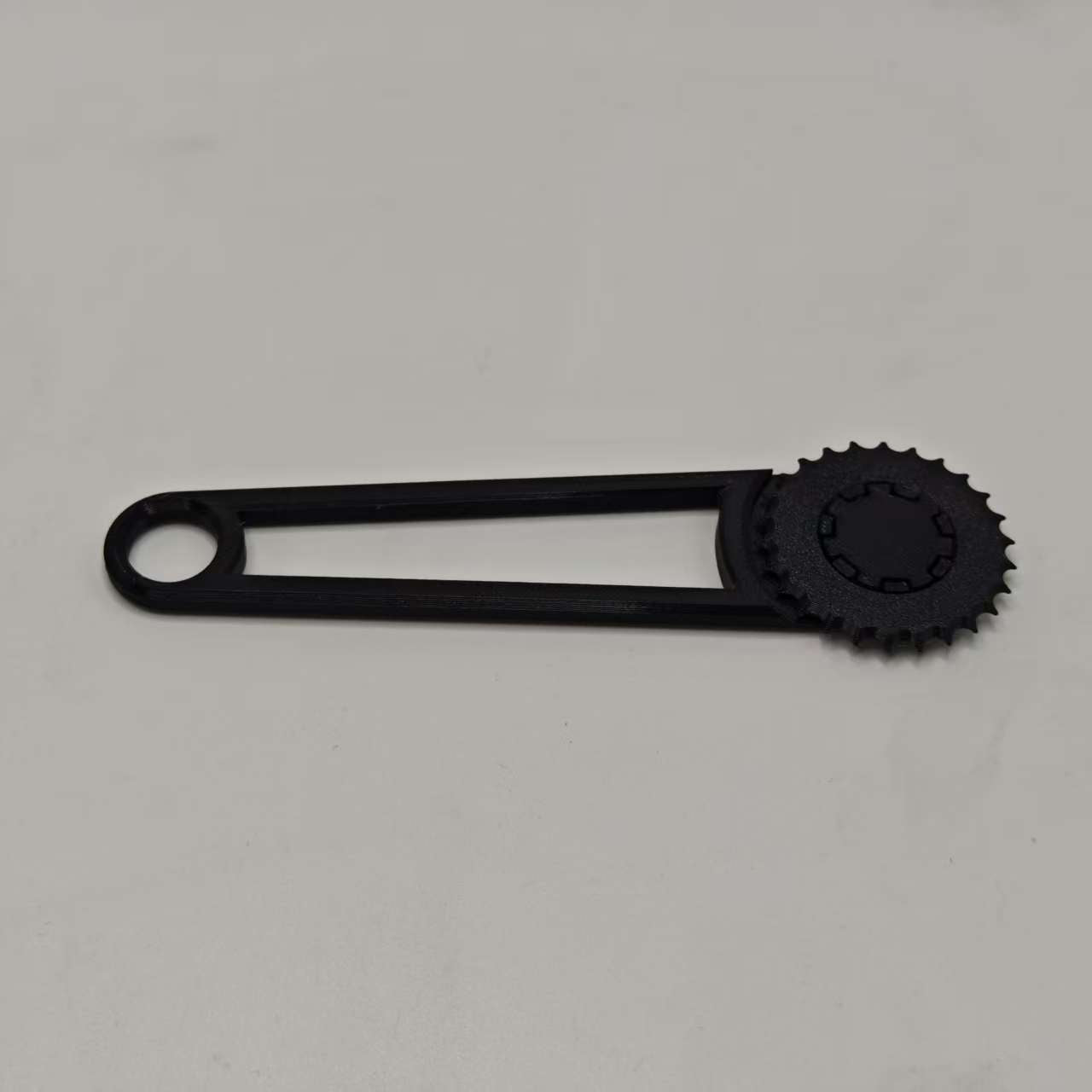 Cardboard Box Punch Tool – Precise Manual Cutter for Packaging & Crafting