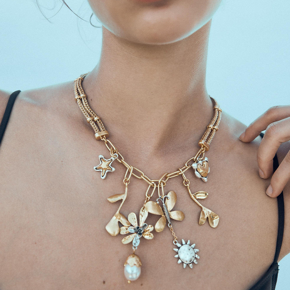 Butterfly & Flower Pendant Necklace – Trendy Metal Charm Jewelry for Women
