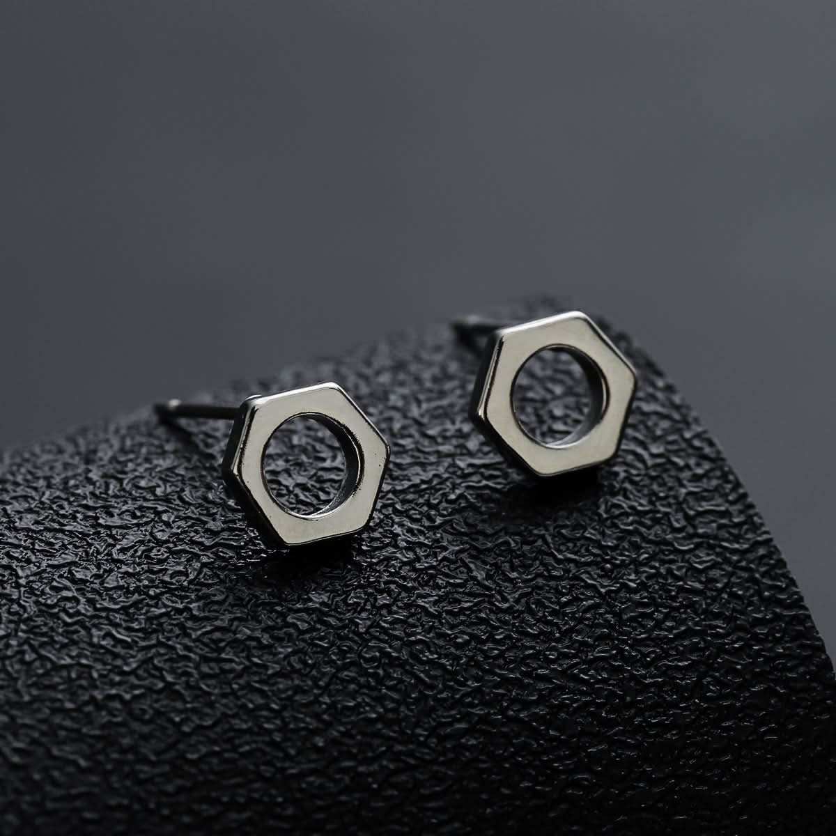 Trendy Hexagonal Hollow Stud Earrings – Modern Versatile Unisex Jewelry