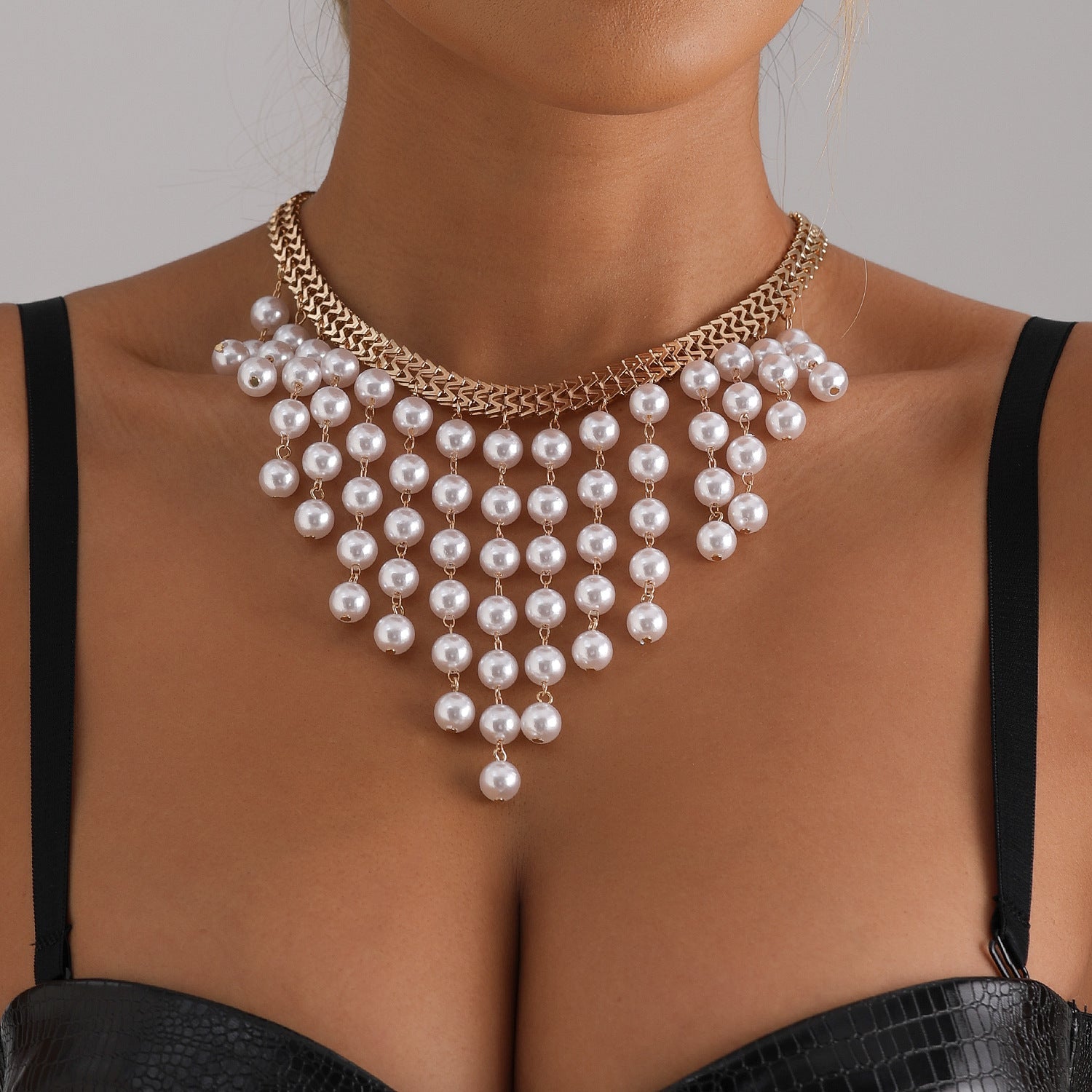 Pearl Tassel Necklace – Elegant Multi-Layer Gold Chain for Women