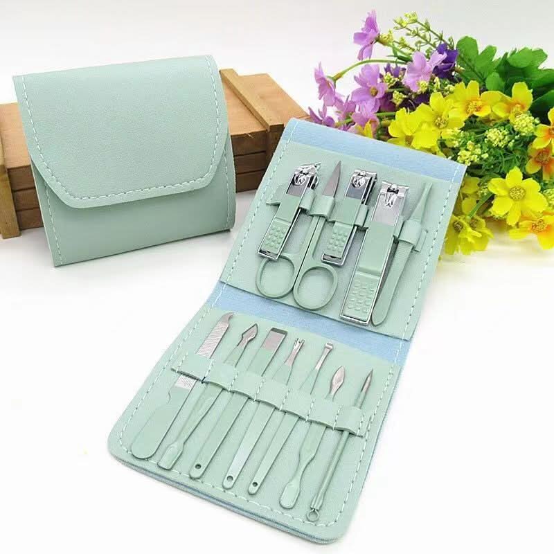 4-Piece Nail Clipper & Manicure Set - Compact Folding Package