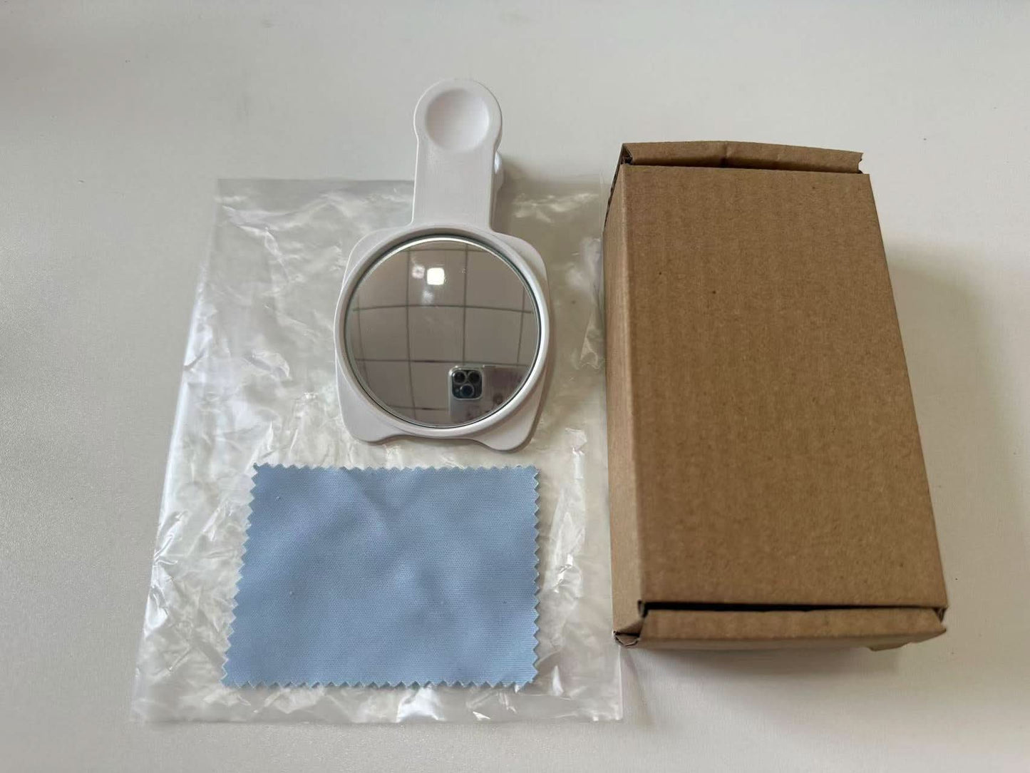 HD Selfie Mirror with Fill Light-Perfect for Photos & Live Streaming