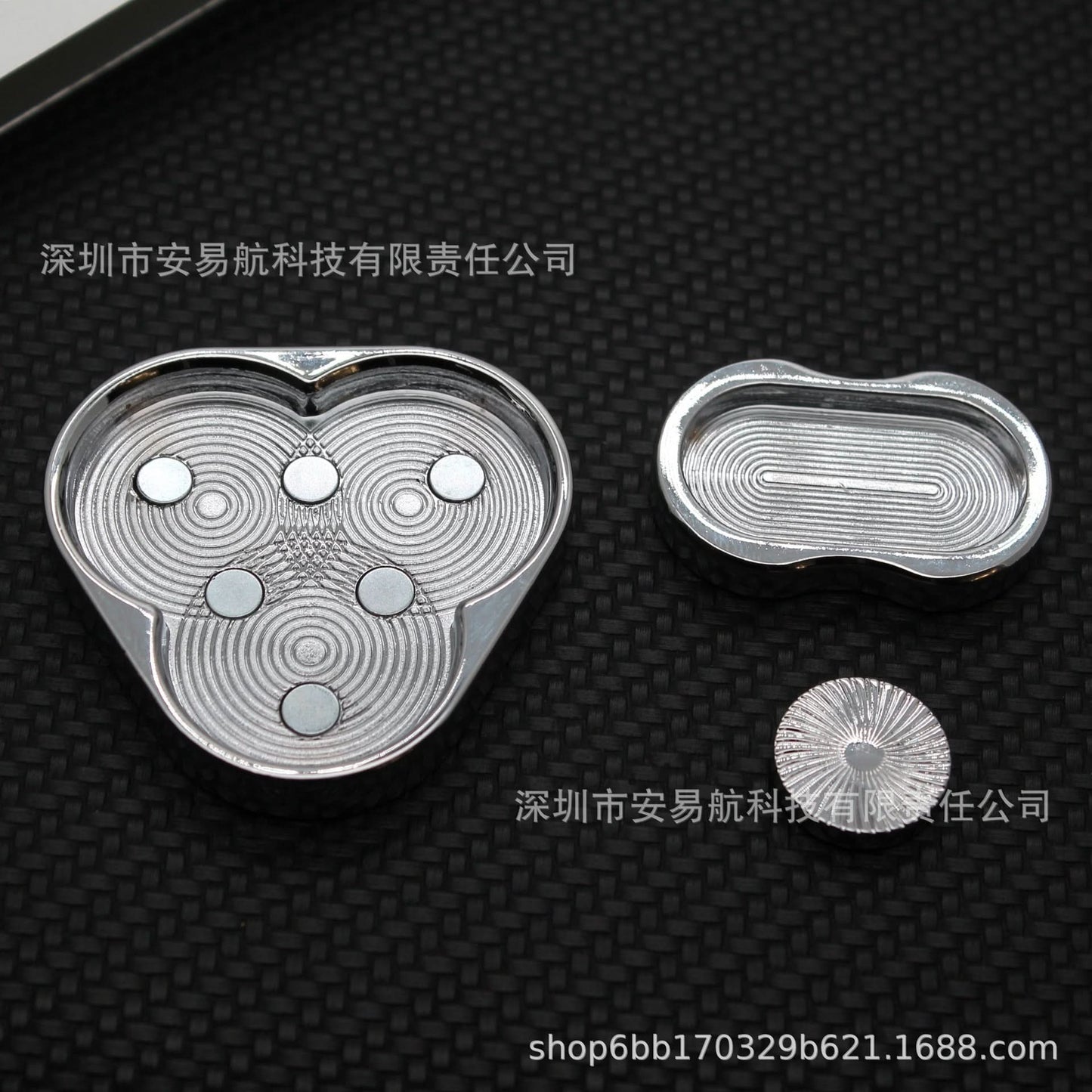 EDC Triangle Spinner Fidget Coin – Rotating Snap Push Card Stress Relief Tool
