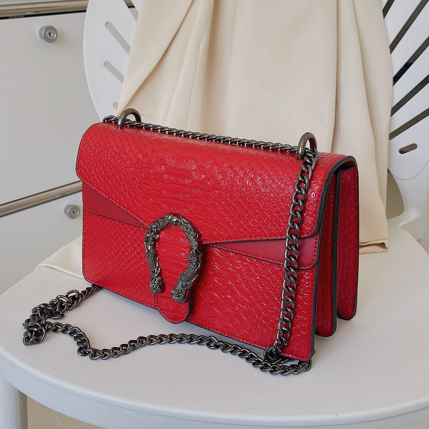 Luxury Chain Shoulder Bag for Women – Retro Stone Texture Medium Crossbody Bag