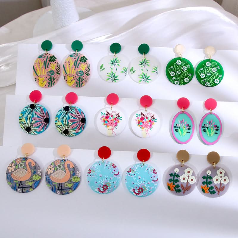 Retro Round Acrylic Plate Flower Earrings – Embossed Print