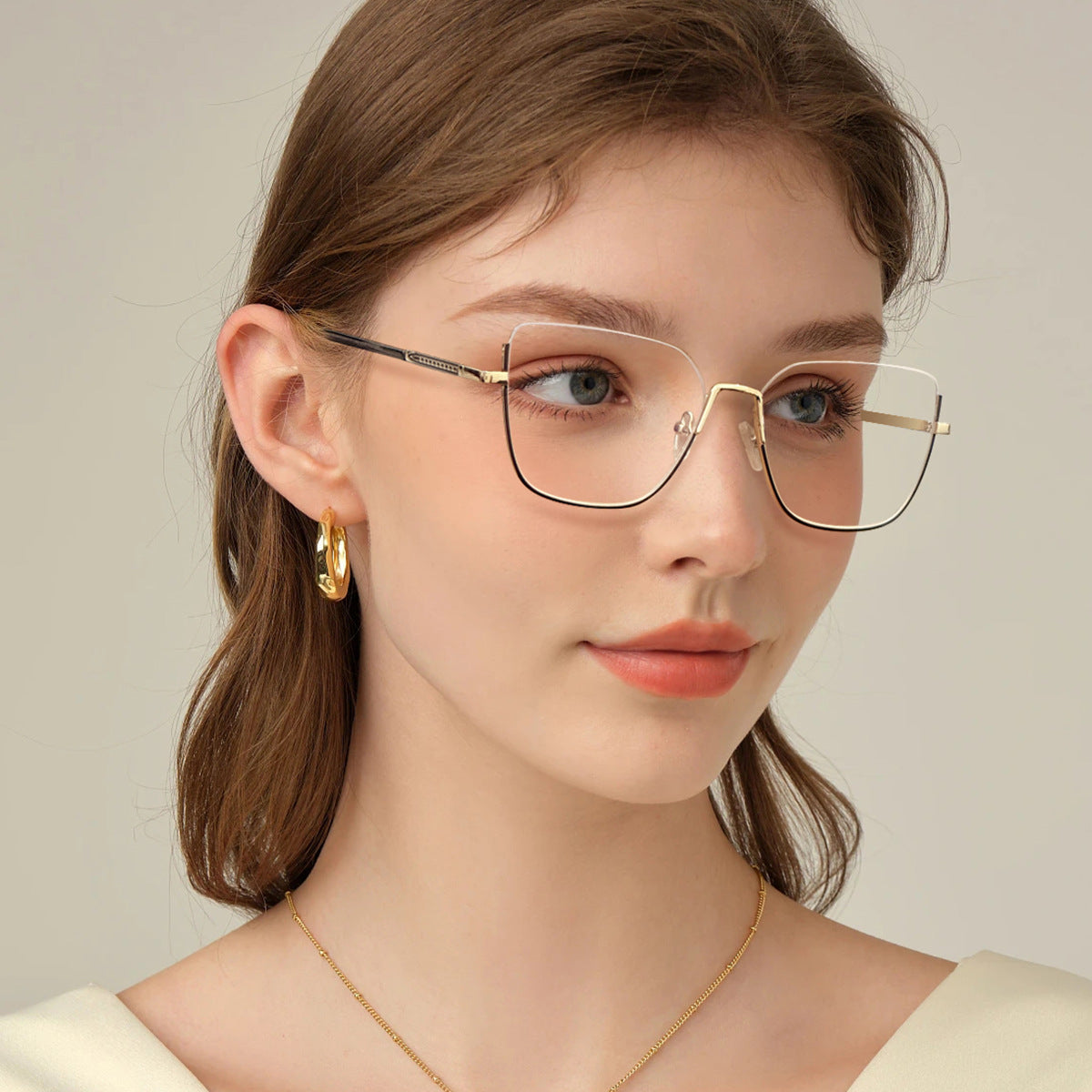 Rectangular Blue Light Glasses for Women – Thin Metal Half-Frame Myopia Eyewear