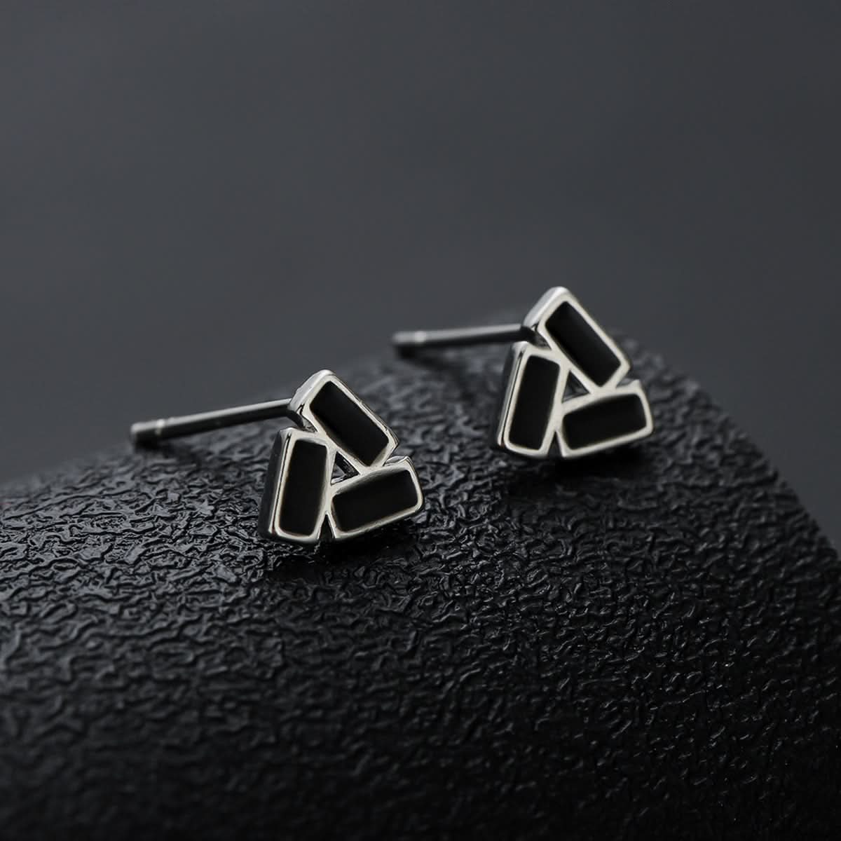 Men's Black Triangle Stud Earrings – Geometric Hip-Hop Jewelry