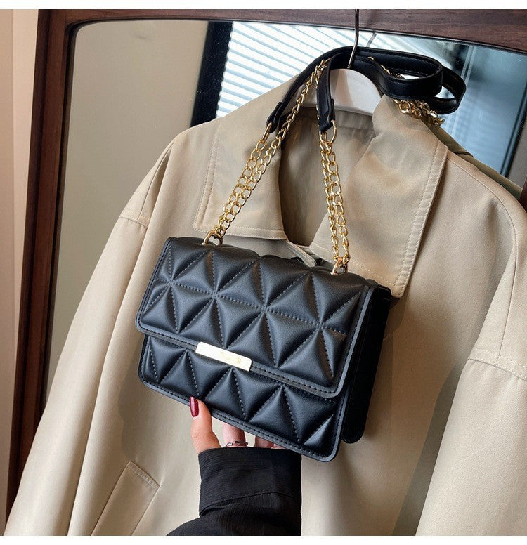 Quilted Chain Shoulder Bag for Women – Trendy Small Square Crossbody