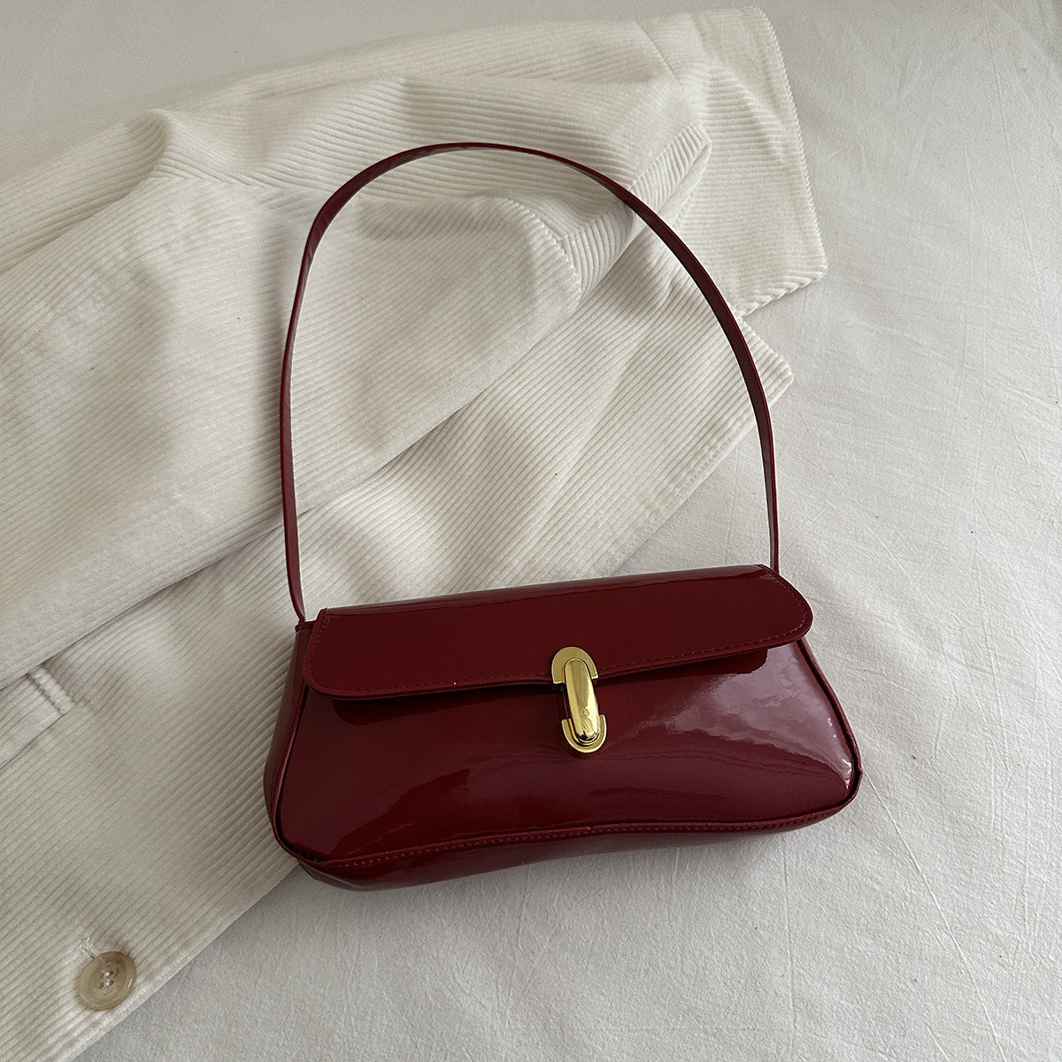 Women's Small Shoulder Bag – Retro French-Style Armpit Bag with Lock Closure