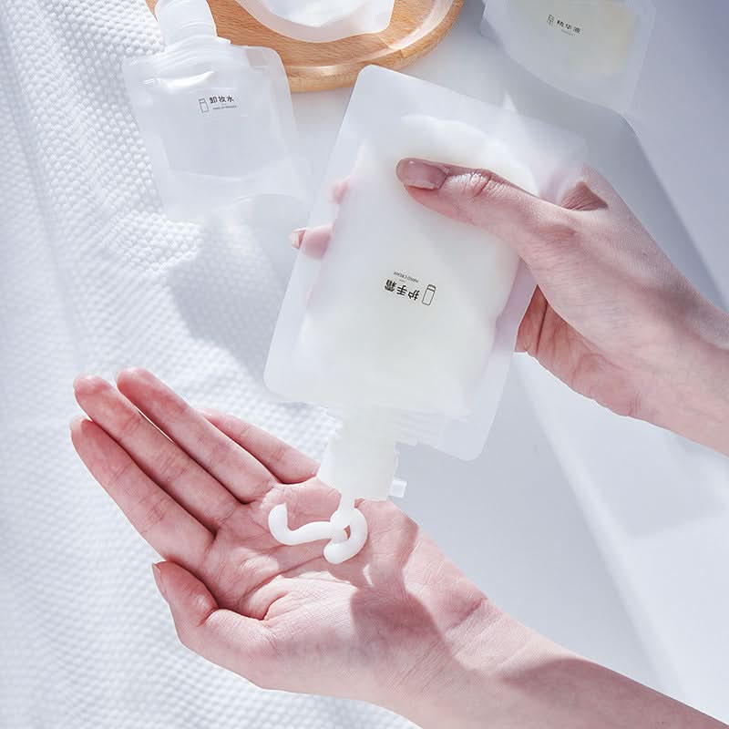 Portable Shampoo & Lotion Squeeze Bags for Business Trips & Travel