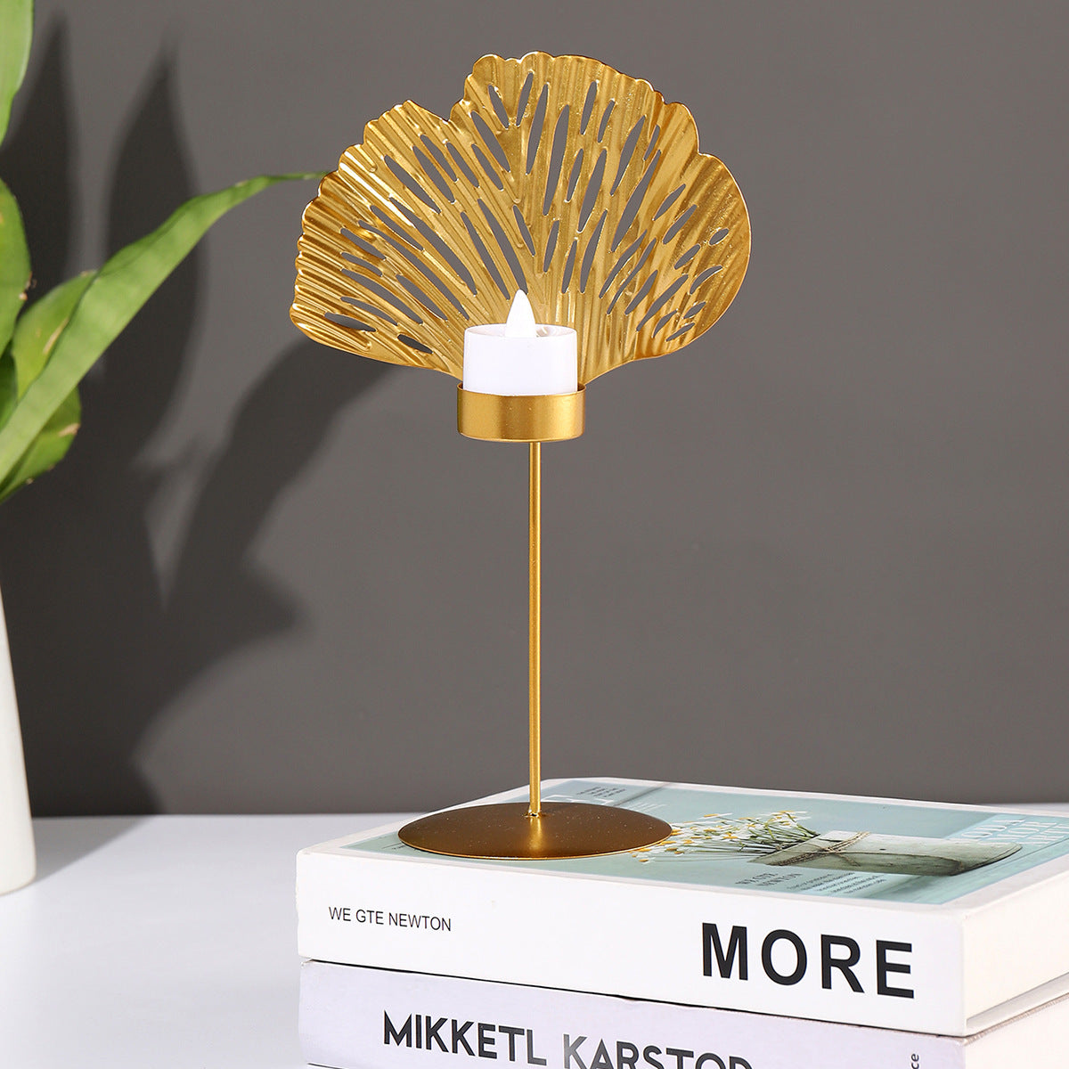 Nordic Gold Iron Candlestick – Nature-Inspired Spray Paint Candle Holder