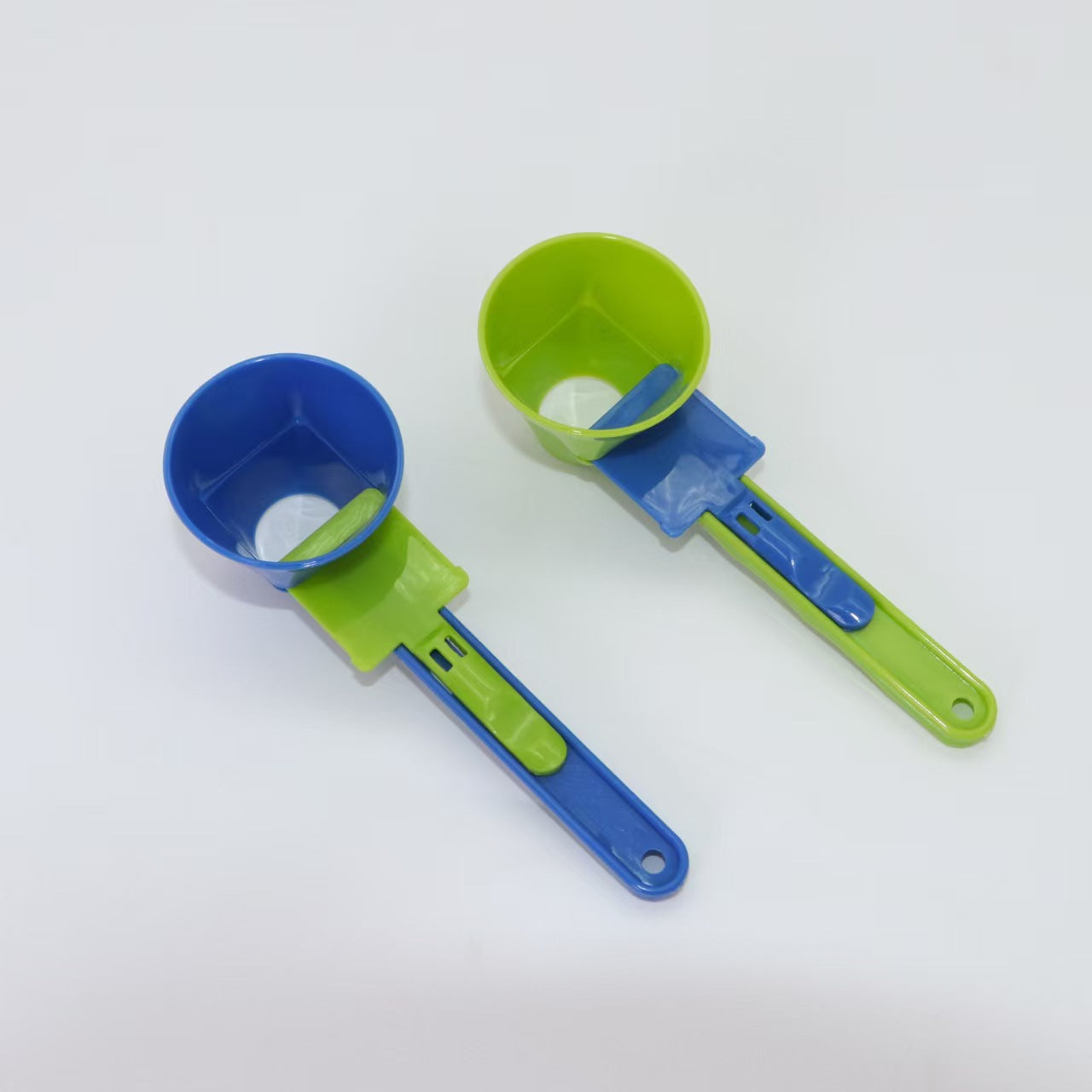 Mess-Free Sliding Measuring Spoon Funnel – Leak-Proof Protein Powder & Coffee Scoop