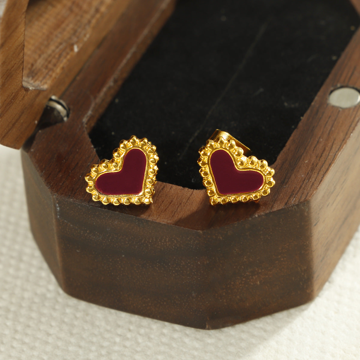 Retro Red Heart Drop Earrings – Titanium Steel Fashion Jewelry