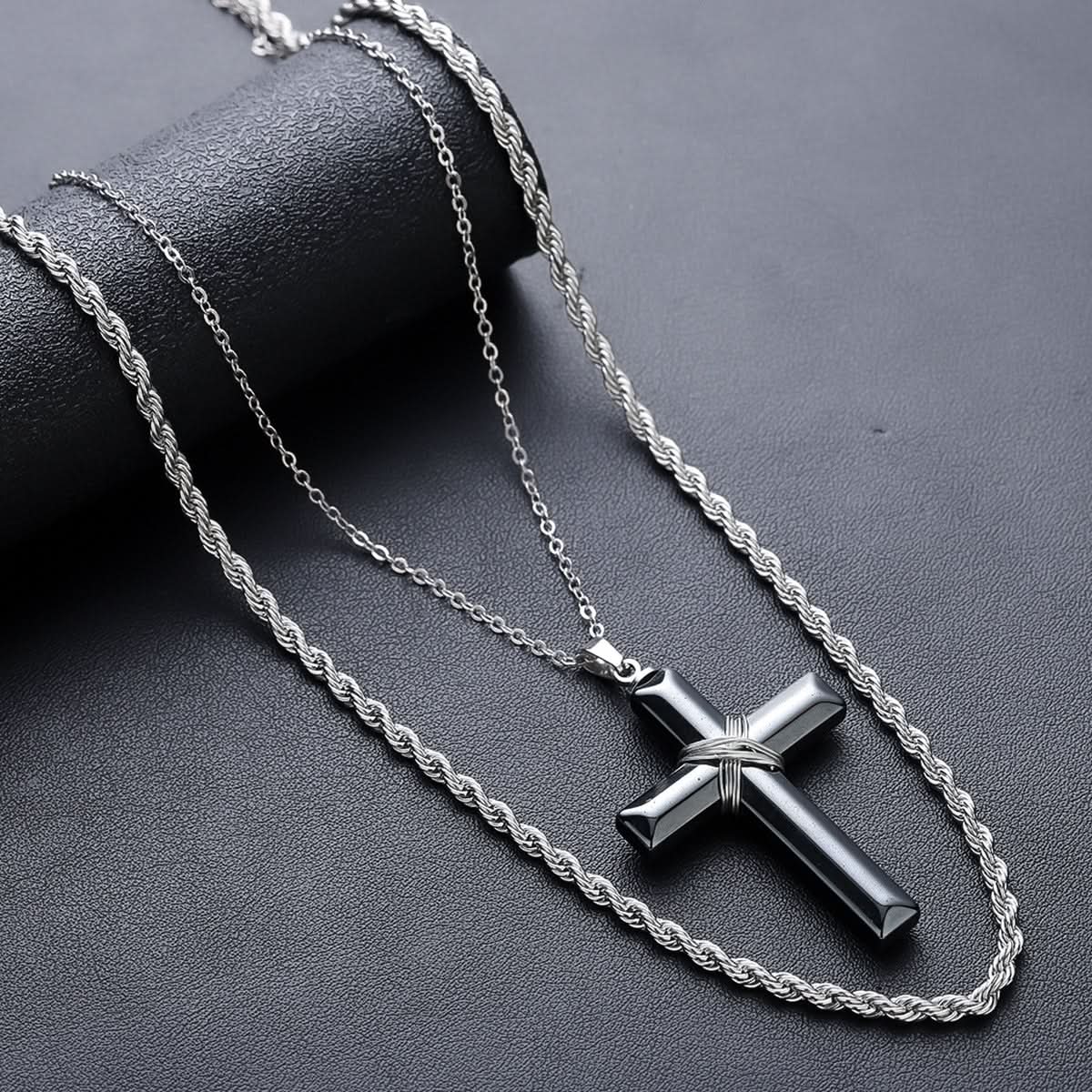 Men’s Trendy Titanium Steel Cross Necklace – Layered Chain