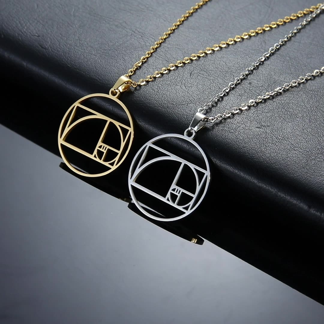 Retro Geometric Pendant Necklace – Minimalist Hollow Square & Circle Chain for Women