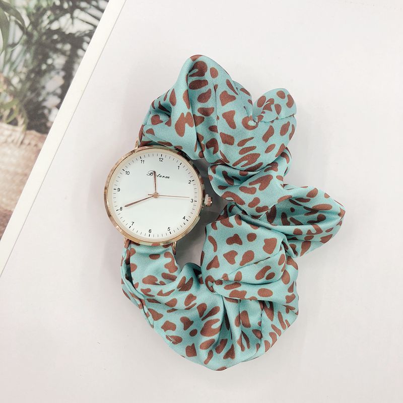 Women’s Leopard & Houndstooth Print Watch – Quartz Movement, Fashion Strap