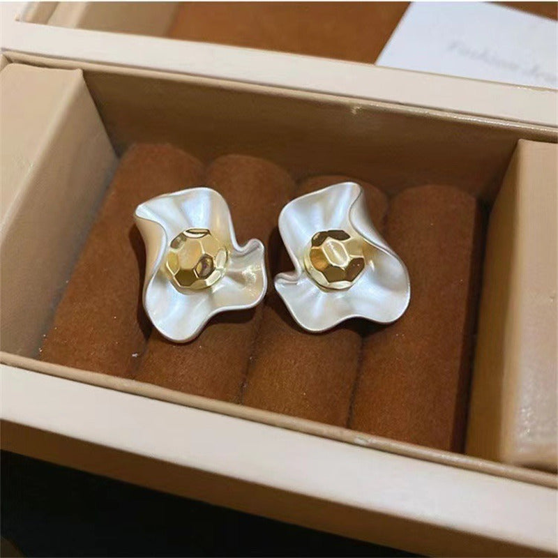Retro Phoenix Flower Earrings for Women – Geometric Metal Fashion Jewelry