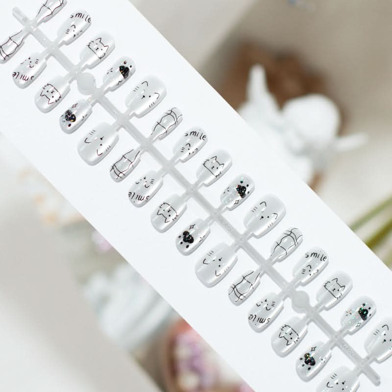 3D Cat Eye Handmade Nail Art – 30-Piece Prefabricated Set