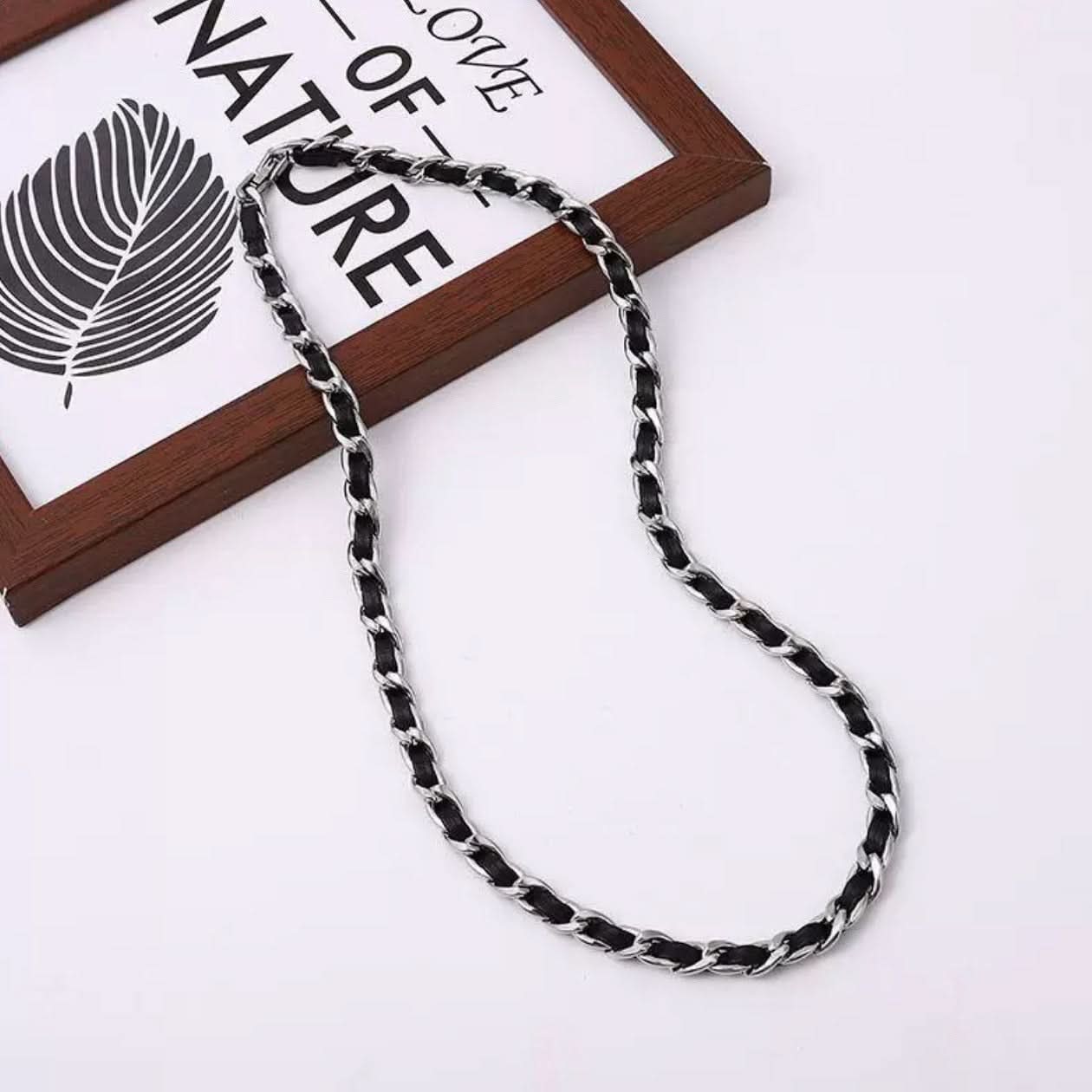 Men’s Minimalist Black Titanium Steel Necklace – Trendy Chain