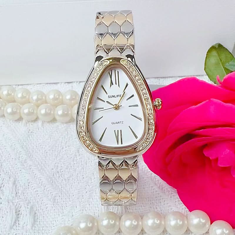 Women's Medieval Style Snake Head Quartz Watch – Gilded Steel Strap
