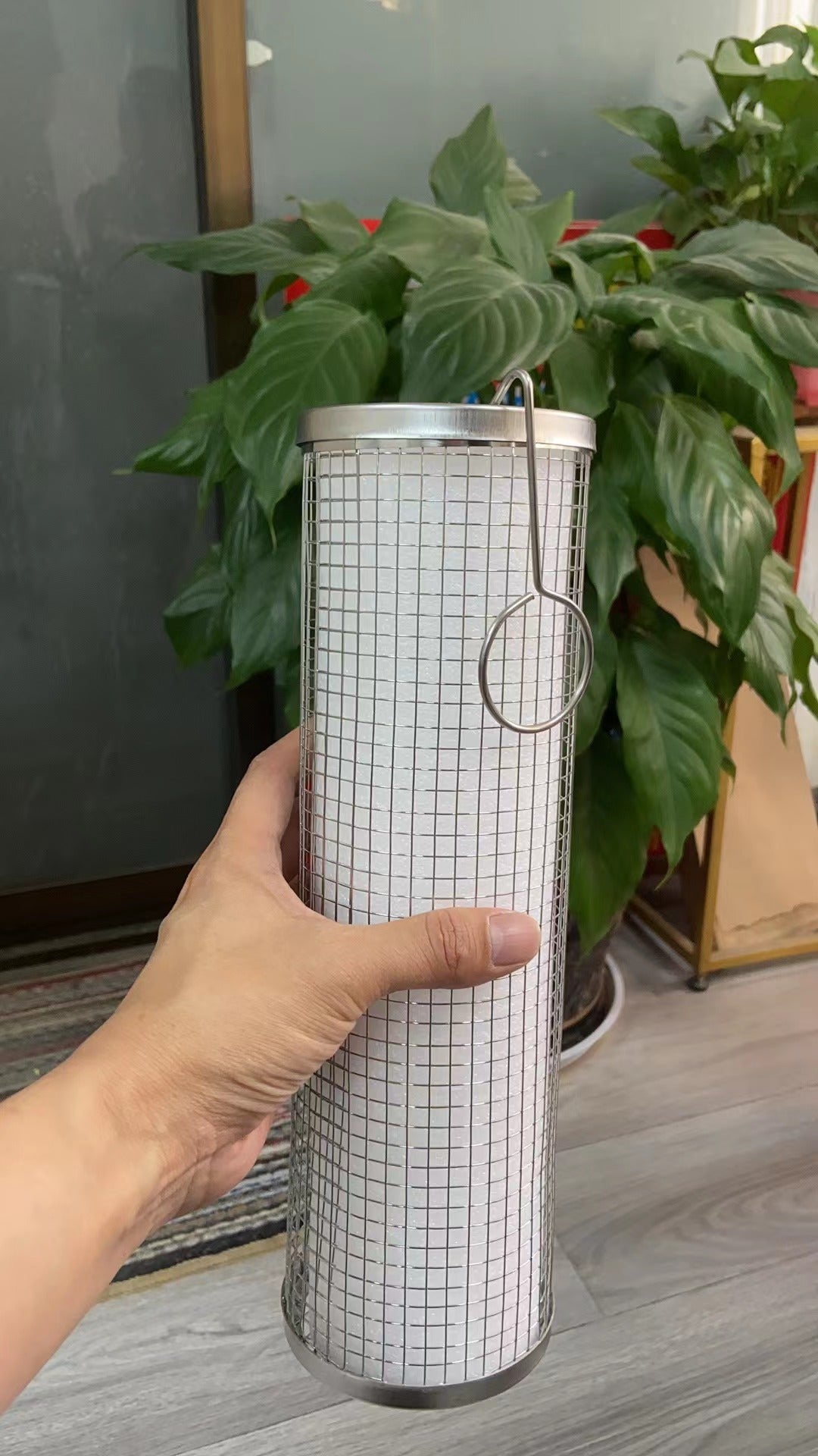 Stainless Steel BBQ Smoking Cylinder – Portable, Rust-Proof Grill Net