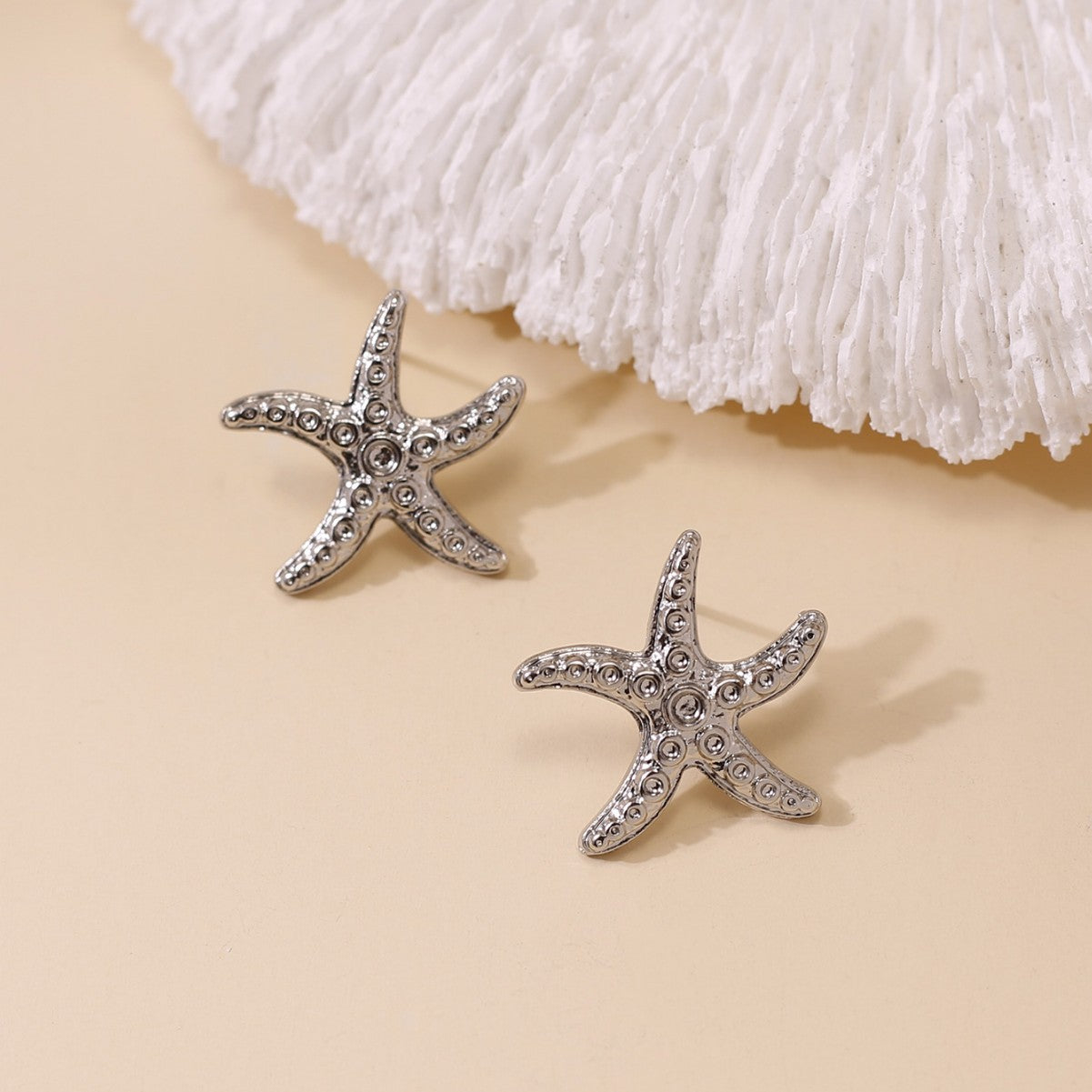 Cute Starfish Earrings for Women – Alloy Beach Vacation Fashion Jewelry
