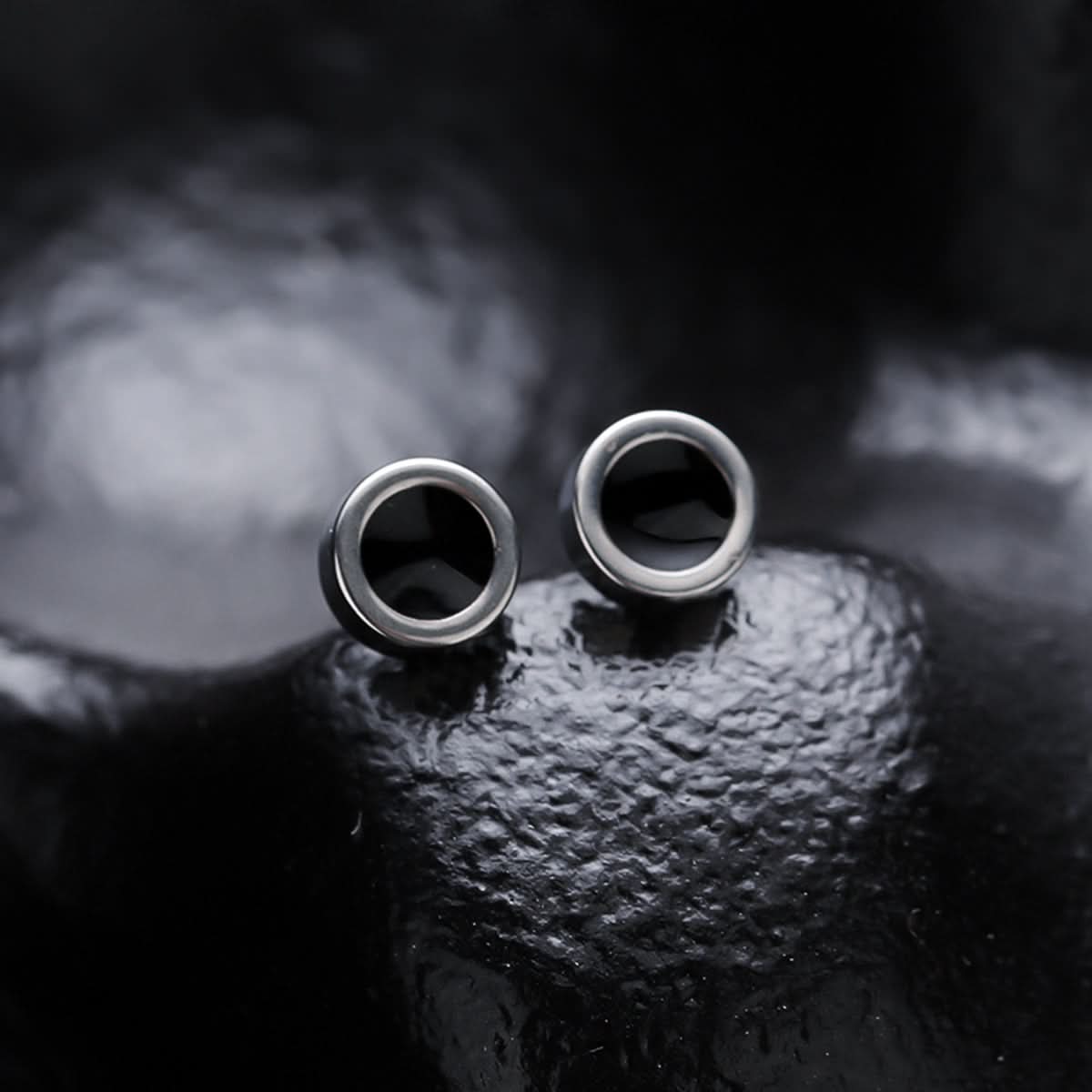 Unisex Glossy Round Earrings – Hip-Hop Style & Simple Design