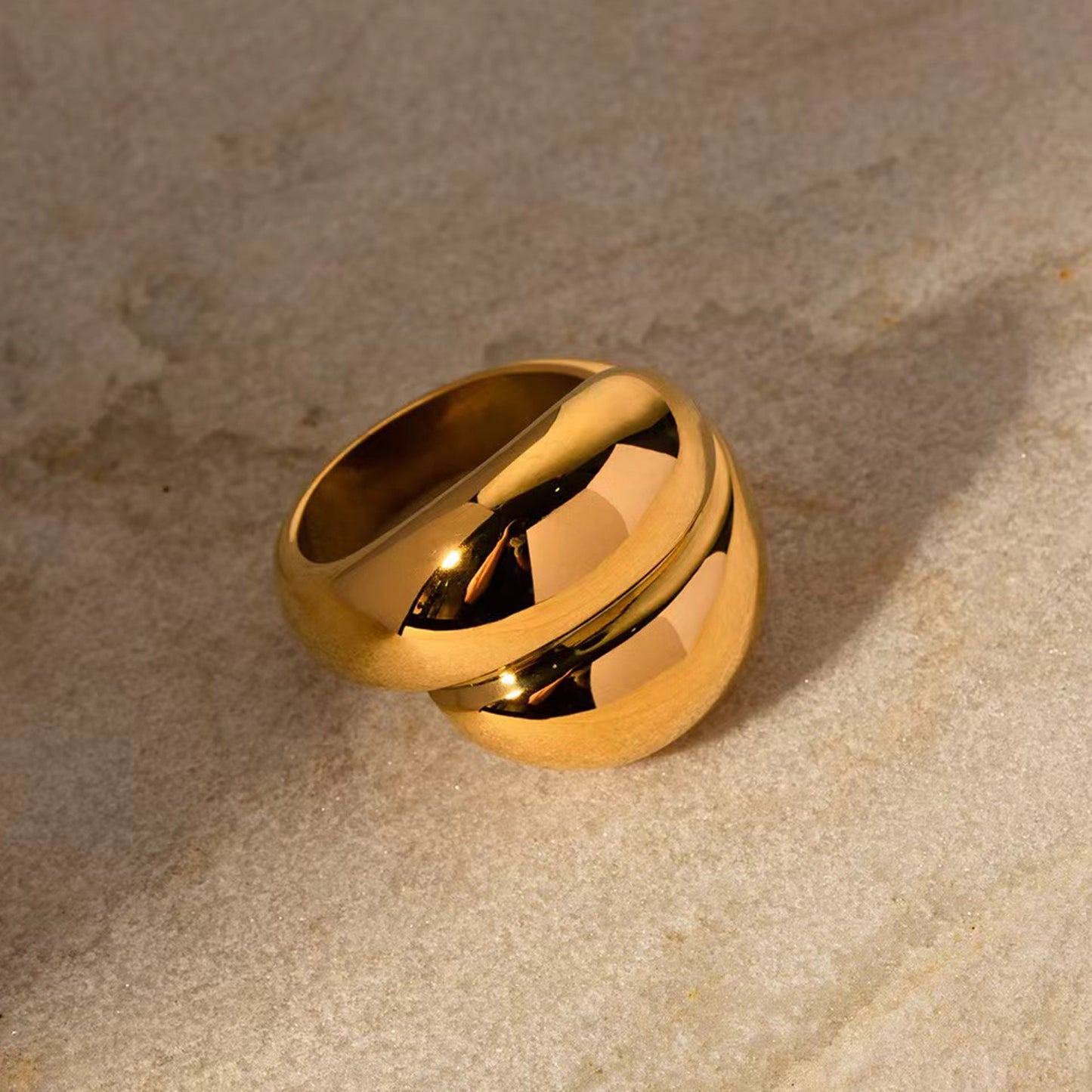 Bold Gold Twist Ring – Trendy Stainless Steel Statement Jewelry for Women